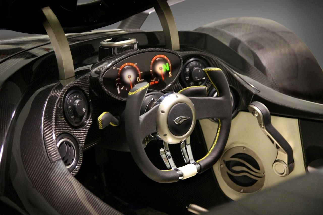 a.d. Tramontana R-Edition - interior