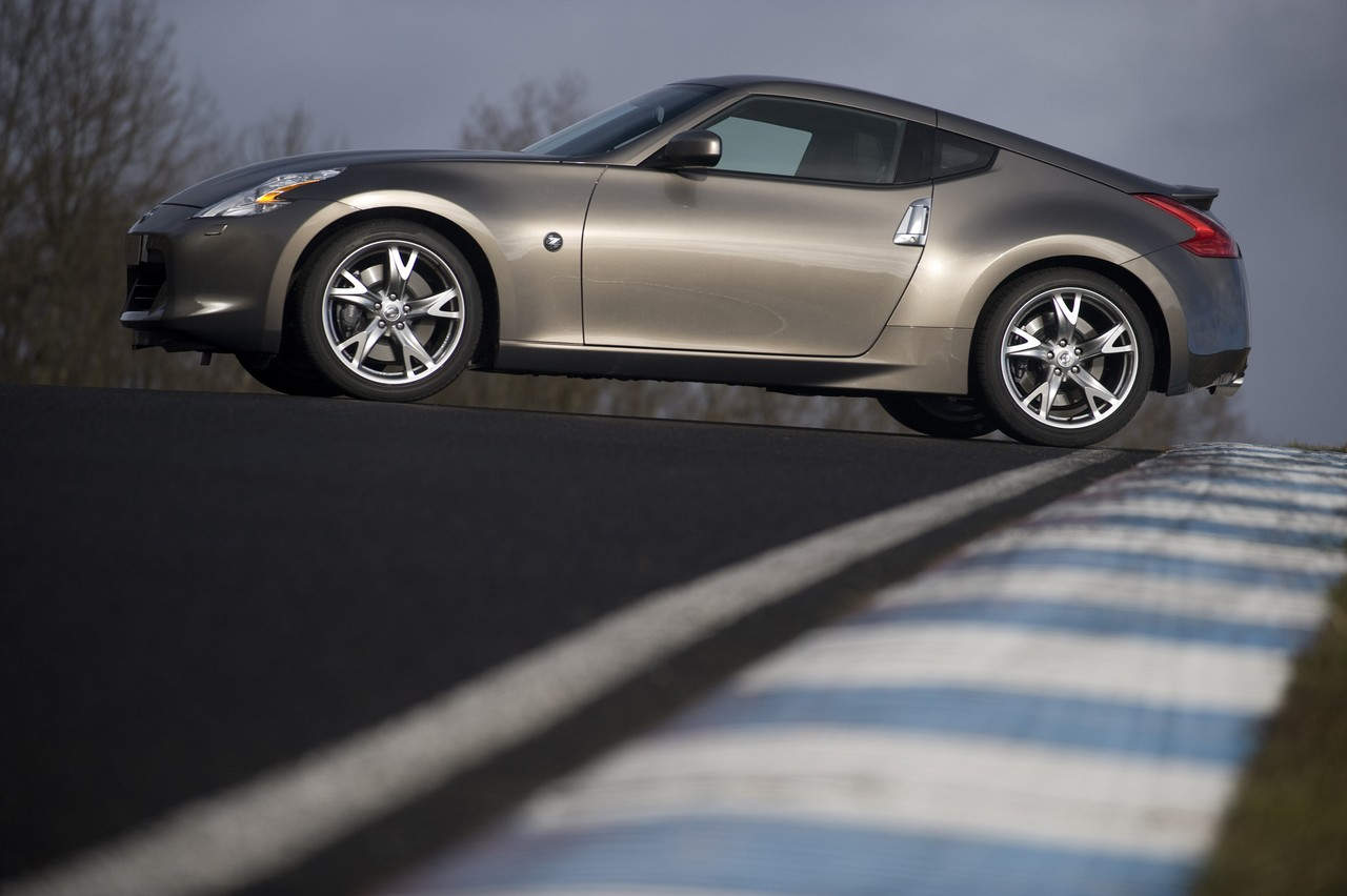 370Z este un coupe sportiv veritabil