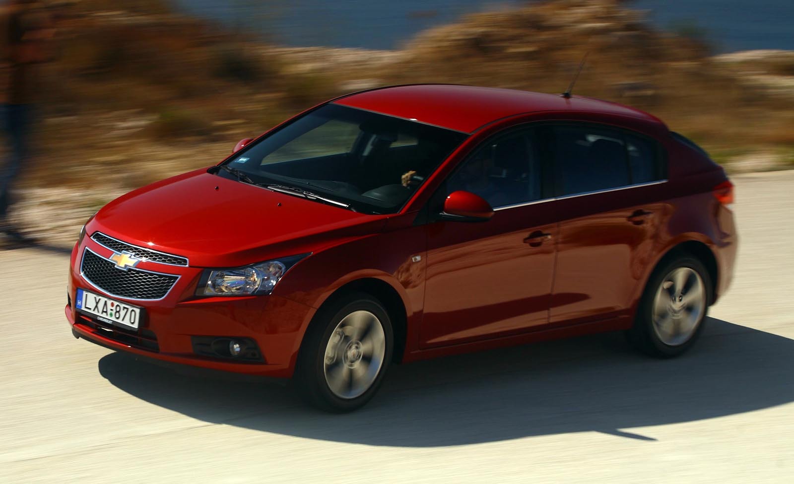 Chevrolet Cruze hatchback se dovedete o compacta reusita, indreptata mai mult spre cei cuminti