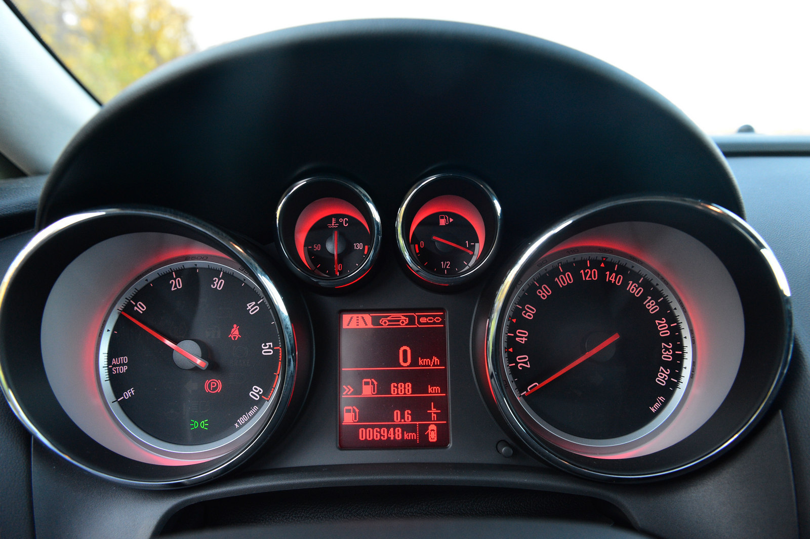 Opel Astra sedan, dashboard