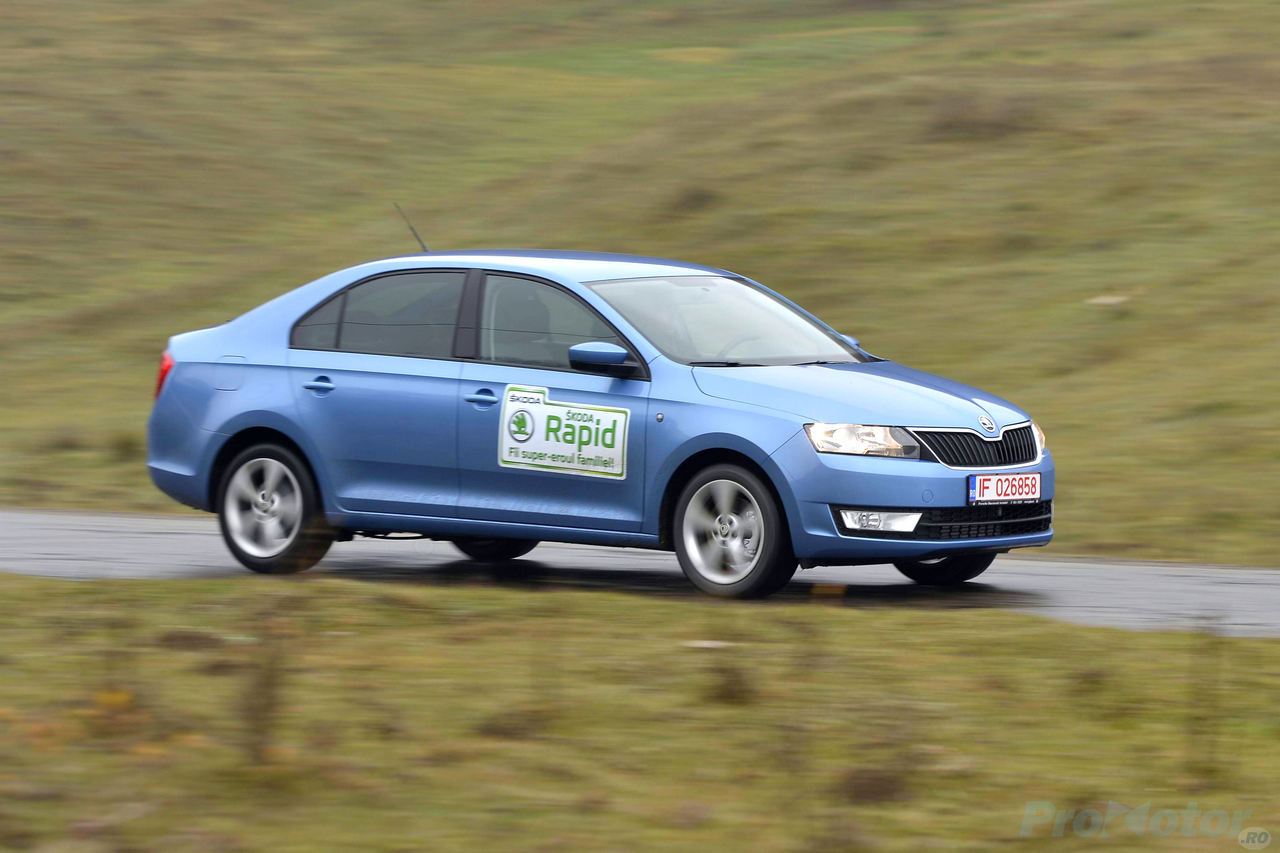 Skoda Rapid, side view