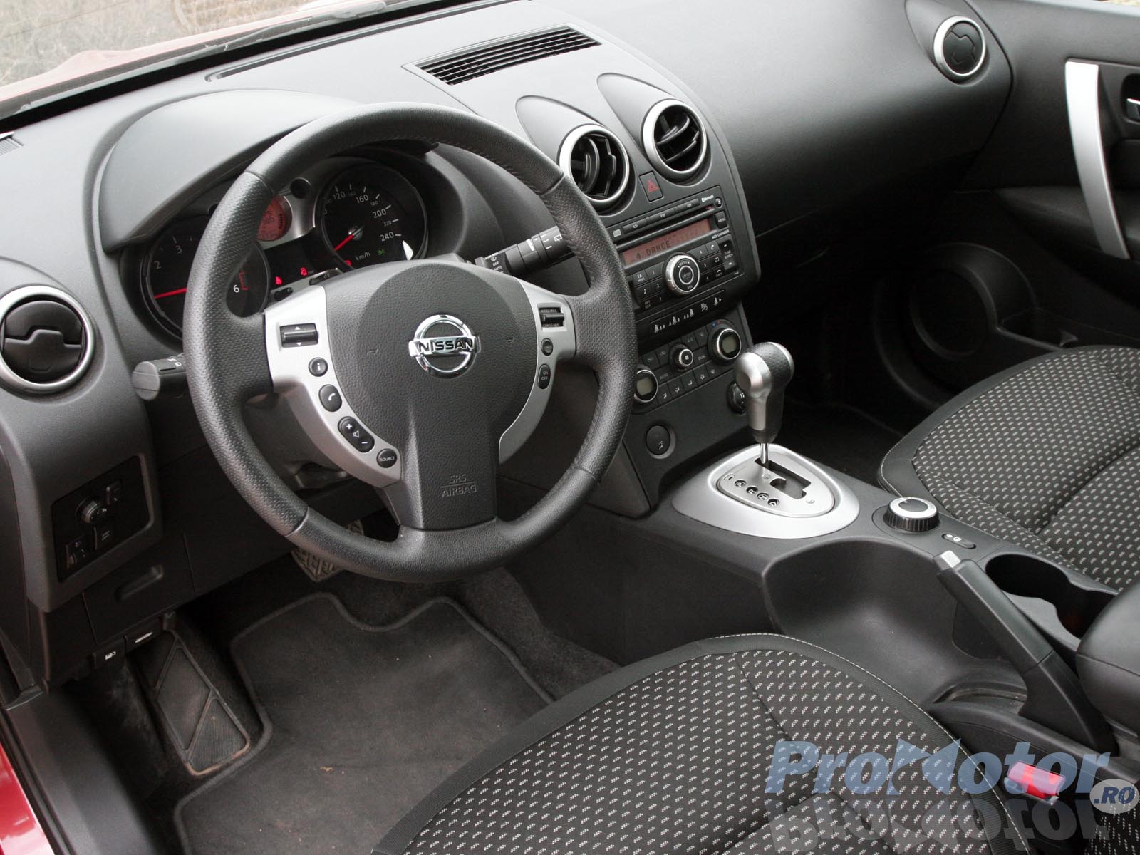 Interior foarte bogat la Qashqai