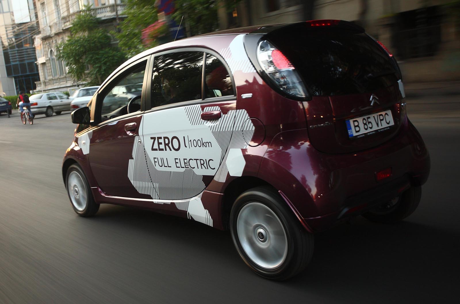 Citroen C-ZERO anunta o autonomie de 150 km, suficient pentru utilizarea cotidiana